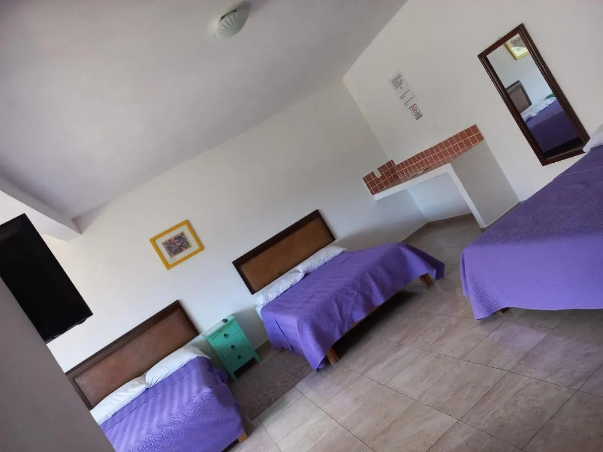 Airport Sleepy Inn Cancún 0*,  Messico
