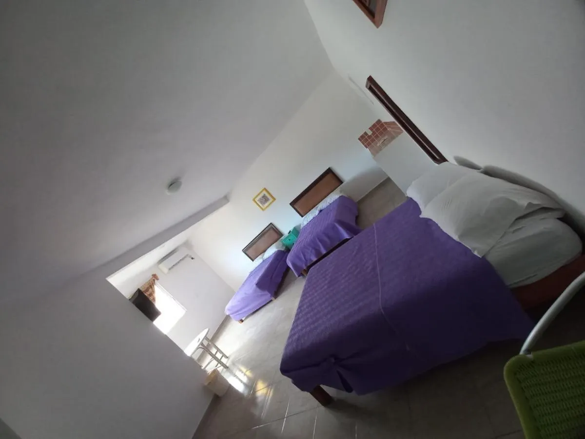Frühstückspension Airport Sleepy Inn Cancún Mexiko